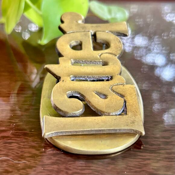 Vintage Brass “Later” Paperweight Clip – Retro Desk Accessory with Spring Hinge - Picture 4 of 8